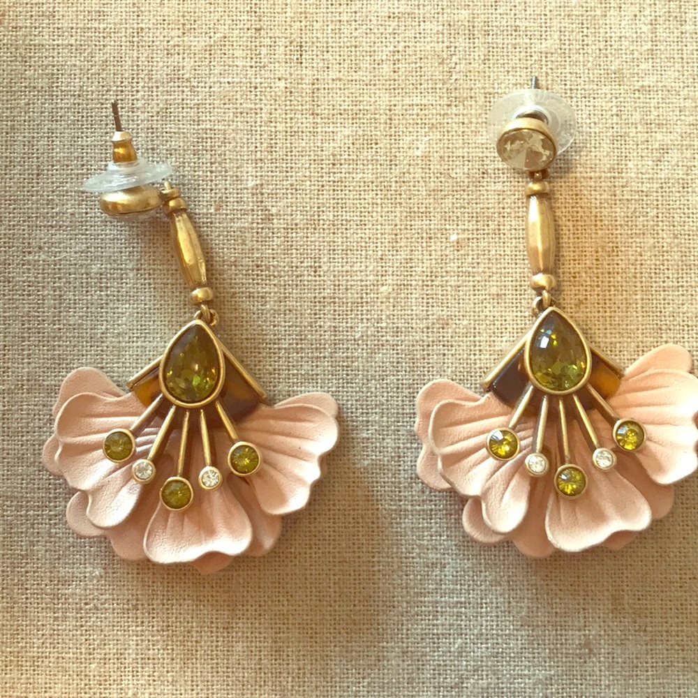 Stella & Dot Rory Floral Hoops